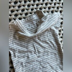 Banana Republic Baby 12-18m tan and white stripe shortie